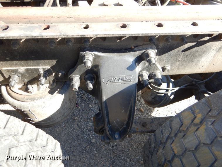 image for item GB9626 2006 Sterling A-Line semi truck