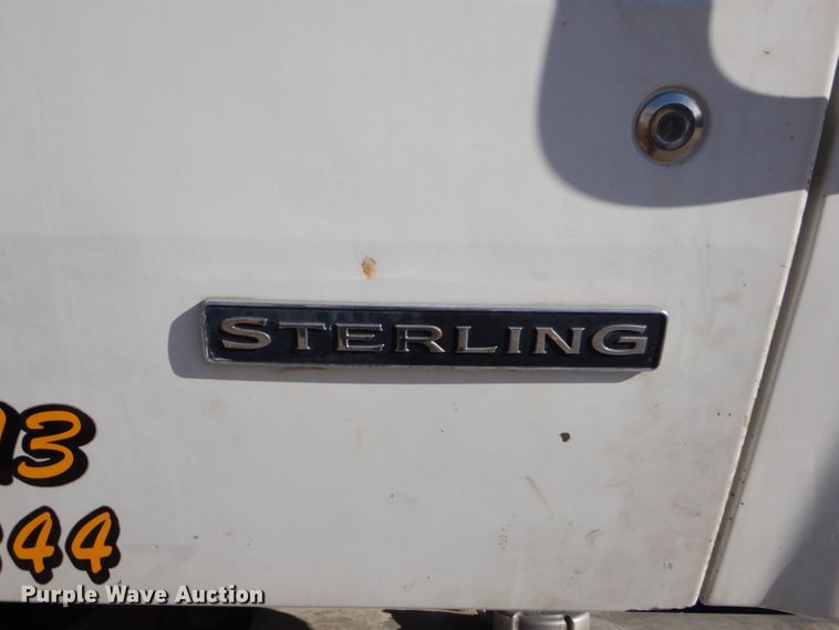 image for item GB9626 2006 Sterling A-Line semi truck