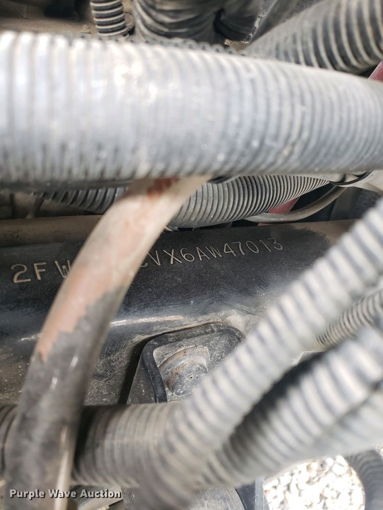 image for item GB9626 2006 Sterling A-Line semi truck