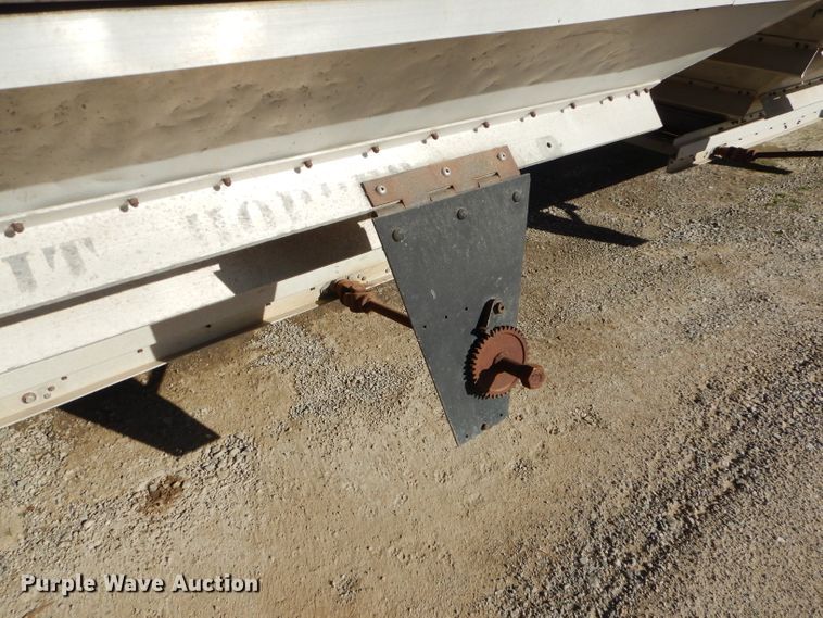 image for item GB9627 1989 Wilson Converta Hopper double hopper bottom grain trailer