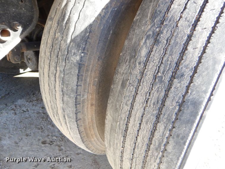 image for item GB9627 1989 Wilson Converta Hopper double hopper bottom grain trailer