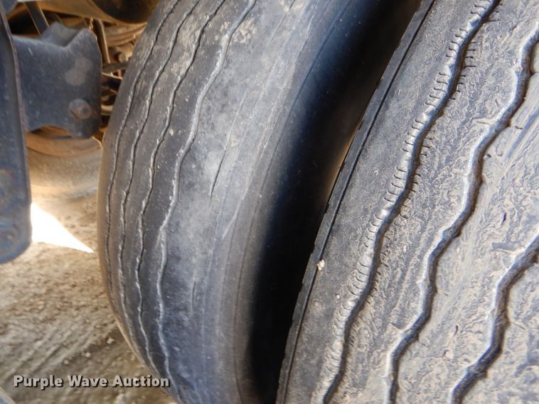 image for item GB9627 1989 Wilson Converta Hopper double hopper bottom grain trailer