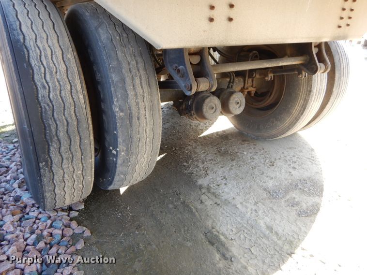 image for item GB9627 1989 Wilson Converta Hopper double hopper bottom grain trailer