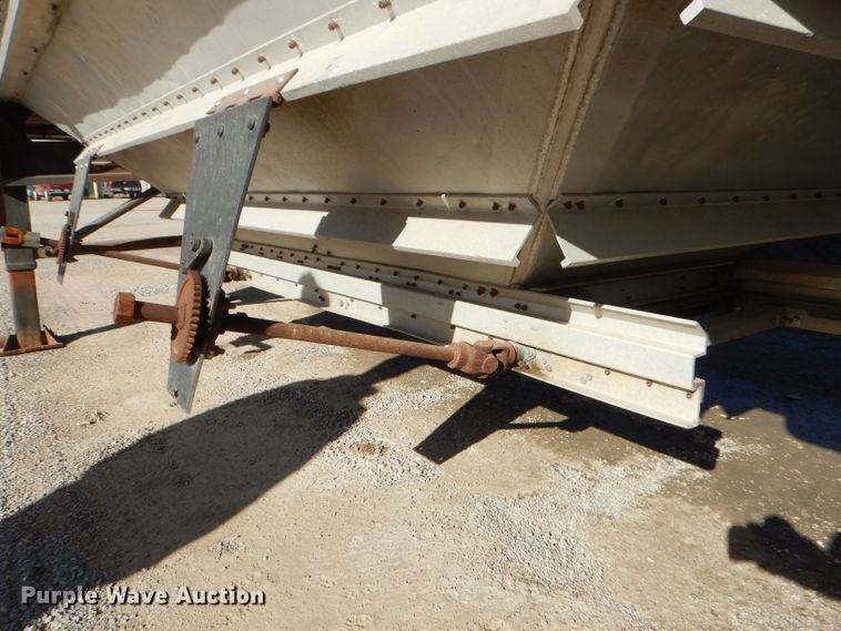 image for item GB9627 1989 Wilson Converta Hopper double hopper bottom grain trailer
