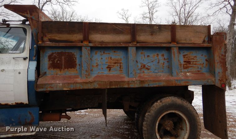 image for item GB9754 1978 Chevrolet C65 dump truck