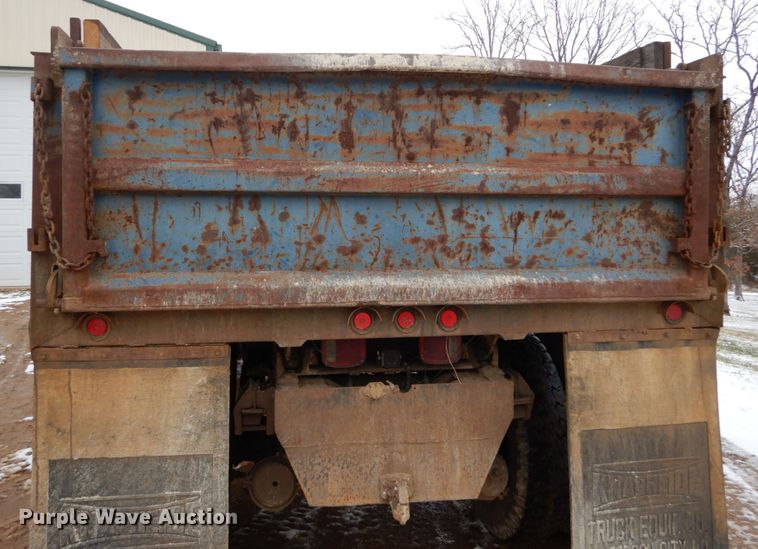 image for item GB9754 1978 Chevrolet C65 dump truck