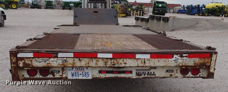 image for item GC9129 2005 Palomino drop deck equipment trailer