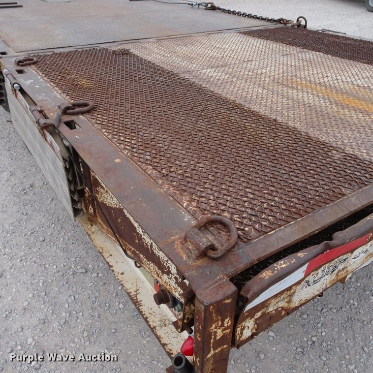 image for item GC9129 2005 Palomino drop deck equipment trailer