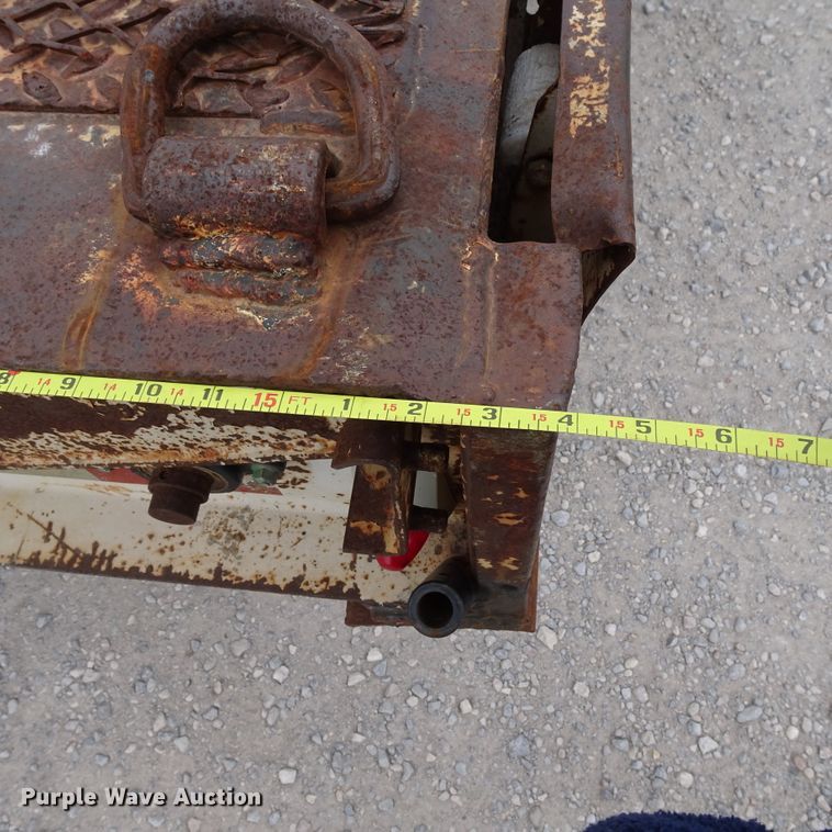 image for item GC9129 2005 Palomino drop deck equipment trailer