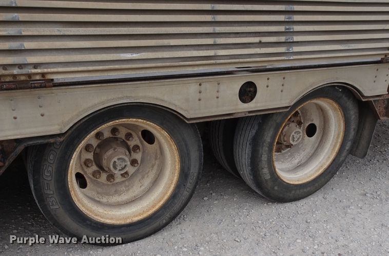 image for item GC9129 2005 Palomino drop deck equipment trailer