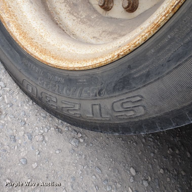 image for item GC9129 2005 Palomino drop deck equipment trailer