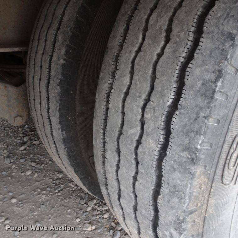 image for item GC9129 2005 Palomino drop deck equipment trailer