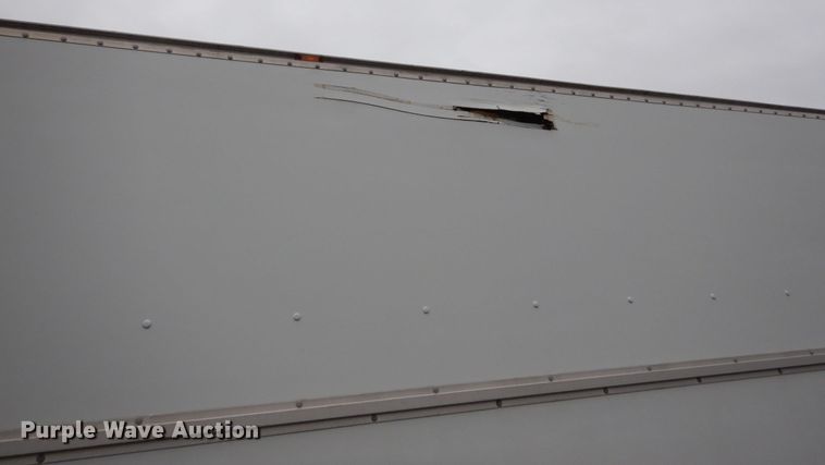 image for item GC9499 2004 International 4300 box truck