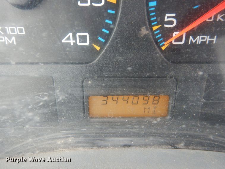 image for item GC9499 2004 International 4300 box truck