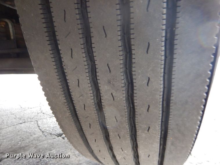 image for item GC9499 2004 International 4300 box truck