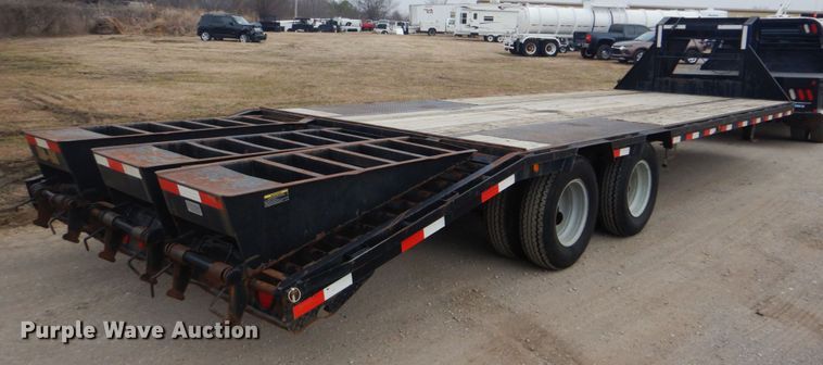 image for item GF9013 2007 Load-Max equipment trailer