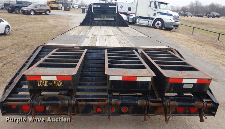 image for item GF9013 2007 Load-Max equipment trailer