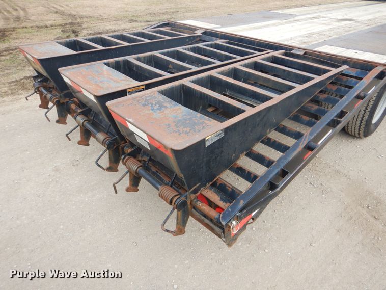 image for item GF9013 2007 Load-Max equipment trailer