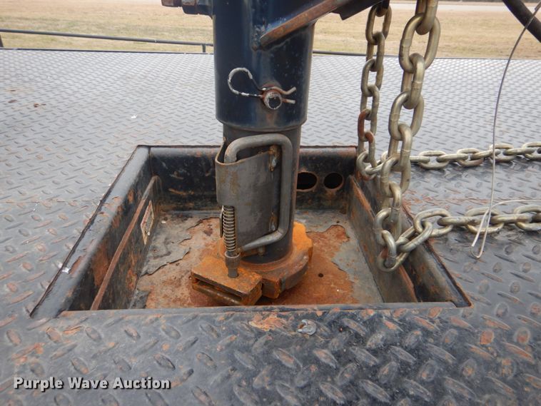 image for item GF9013 2007 Load-Max equipment trailer