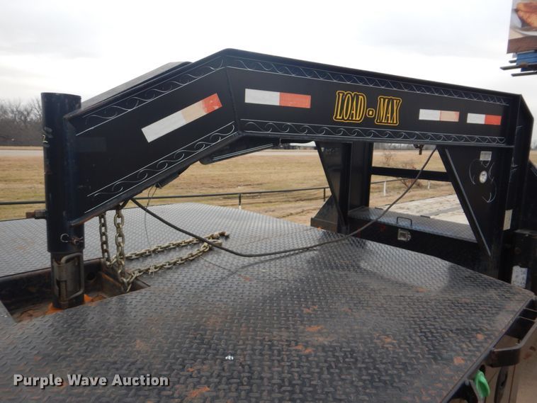 image for item GF9013 2007 Load-Max equipment trailer