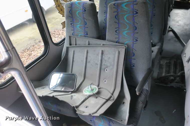 image for item DB10045 2013 International Starcraft bus