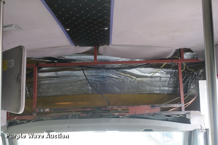 image for item DB10045 2013 International Starcraft bus