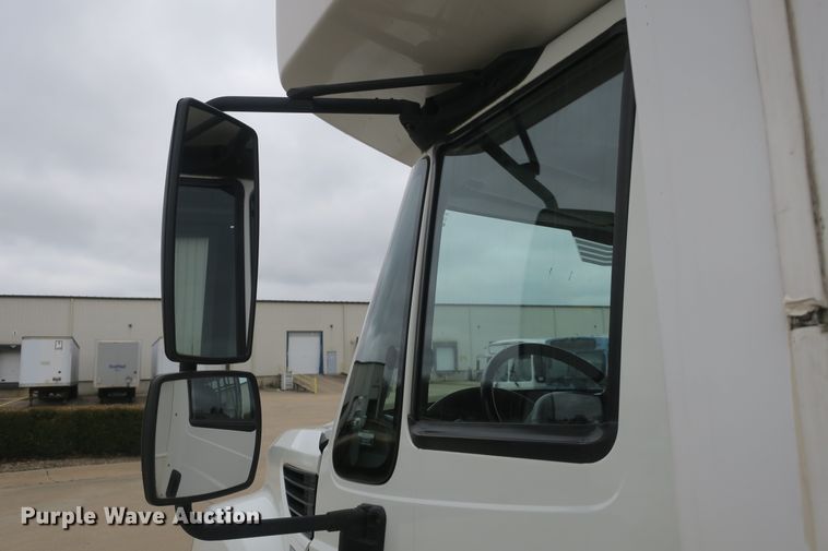 image for item DB10046 2013 International Starcraft bus