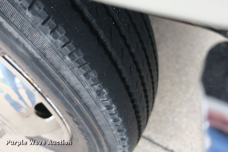 image for item DB10046 2013 International Starcraft bus