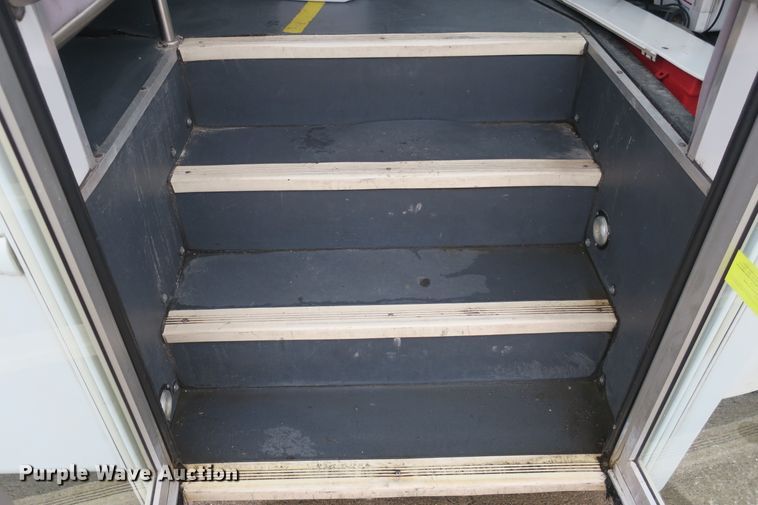 image for item DB10046 2013 International Starcraft bus