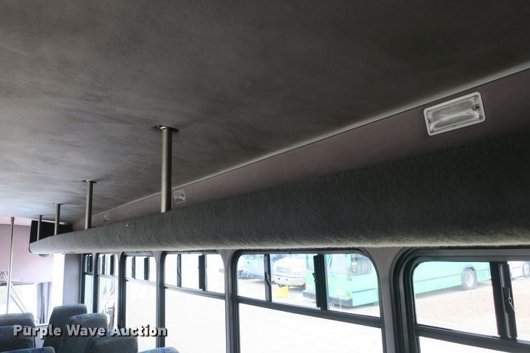 image for item DB10046 2013 International Starcraft bus