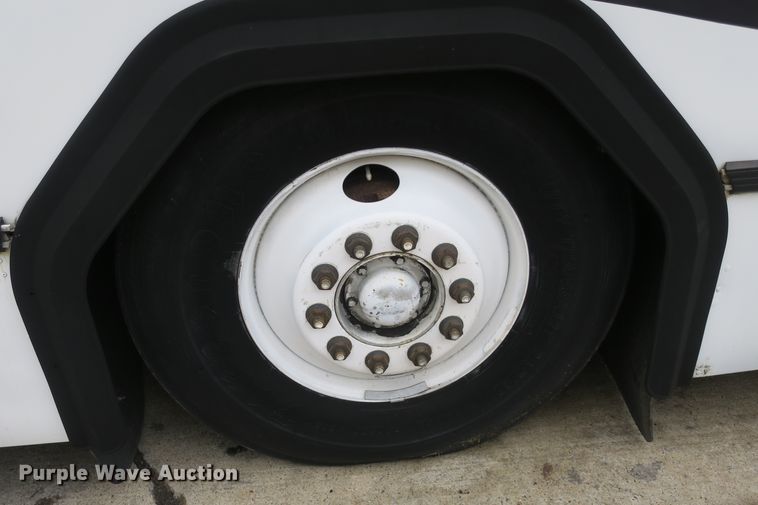 image for item DB10047 2001 Gillig coach bus