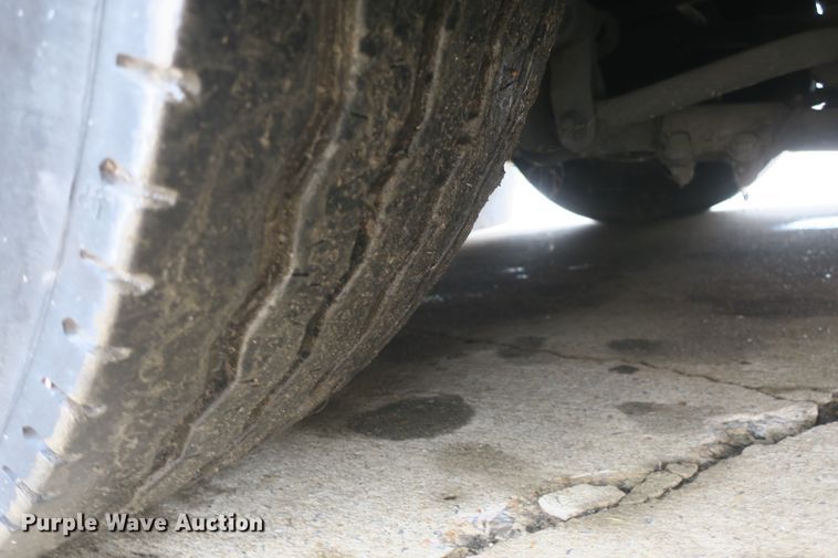 image for item DB10047 2001 Gillig coach bus