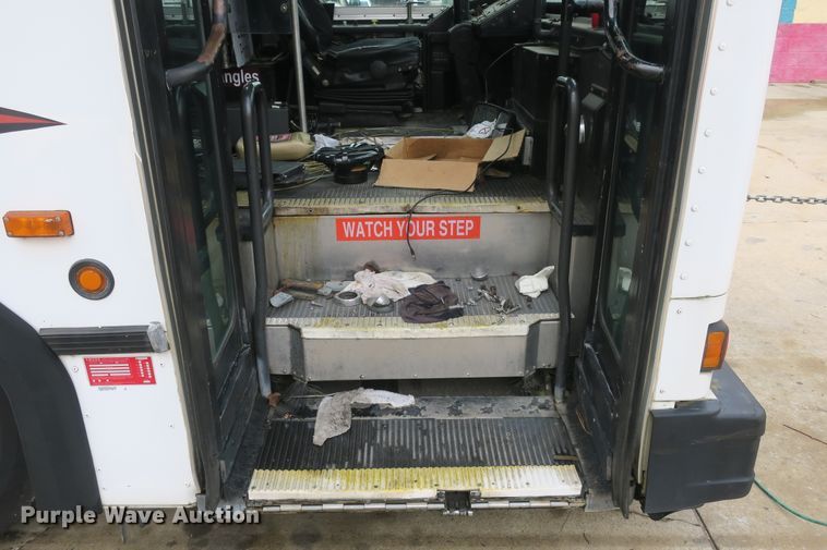 image for item DB10047 2001 Gillig coach bus