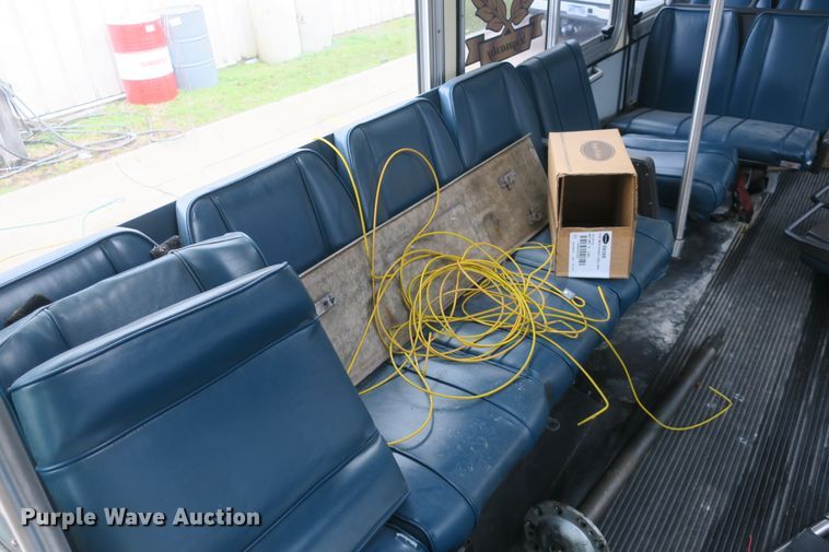 image for item DB10047 2001 Gillig coach bus