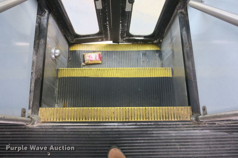 image for item DB10047 2001 Gillig coach bus