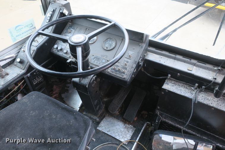 image for item DB10047 2001 Gillig coach bus