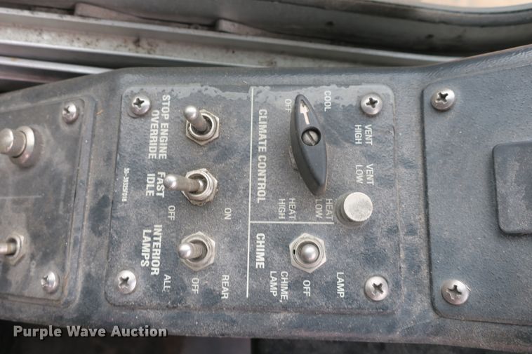 image for item DB10047 2001 Gillig coach bus