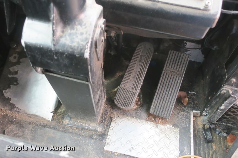 image for item DB10047 2001 Gillig coach bus