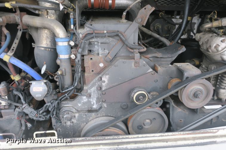 image for item DB10047 2001 Gillig coach bus