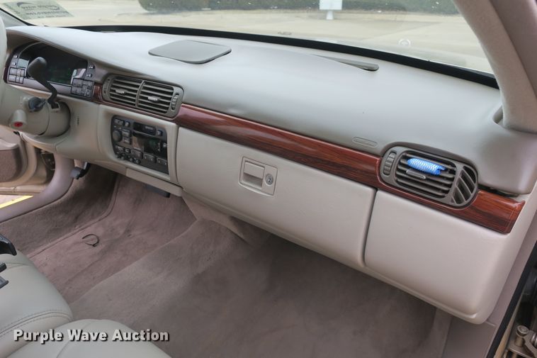 image for item DB10048 1998 Cadillac DeVille