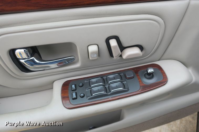 image for item DB10048 1998 Cadillac DeVille