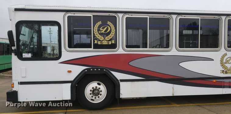 image for item DB10049 2001 Gillig C21D1O2N4 coach bus