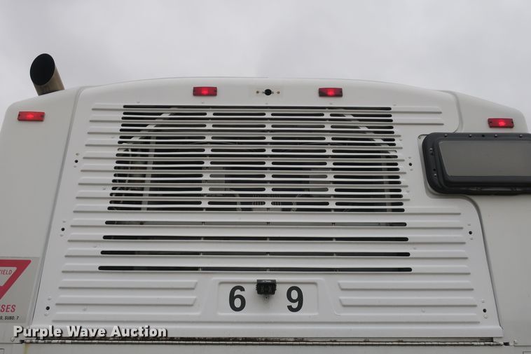 image for item DB10049 2001 Gillig C21D1O2N4 coach bus