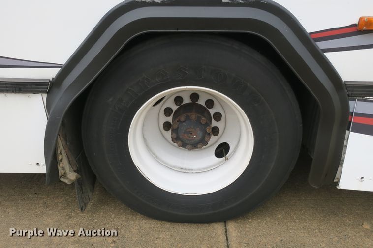 image for item DB10049 2001 Gillig C21D1O2N4 coach bus