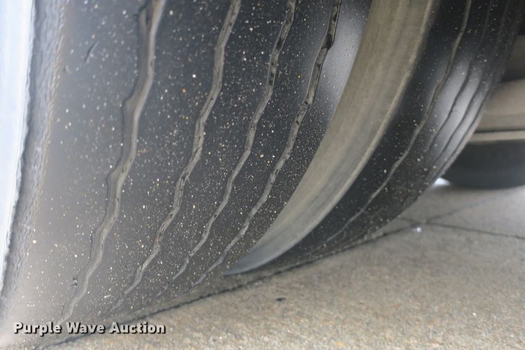 image for item DB10049 2001 Gillig C21D1O2N4 coach bus