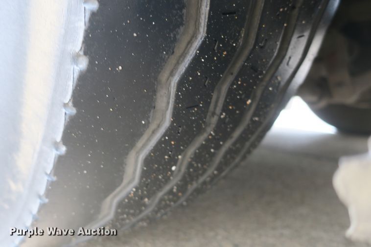 image for item DB10049 2001 Gillig C21D1O2N4 coach bus