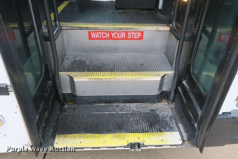 image for item DB10049 2001 Gillig C21D1O2N4 coach bus