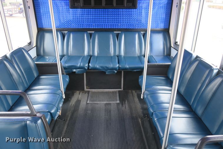 image for item DB10049 2001 Gillig C21D1O2N4 coach bus