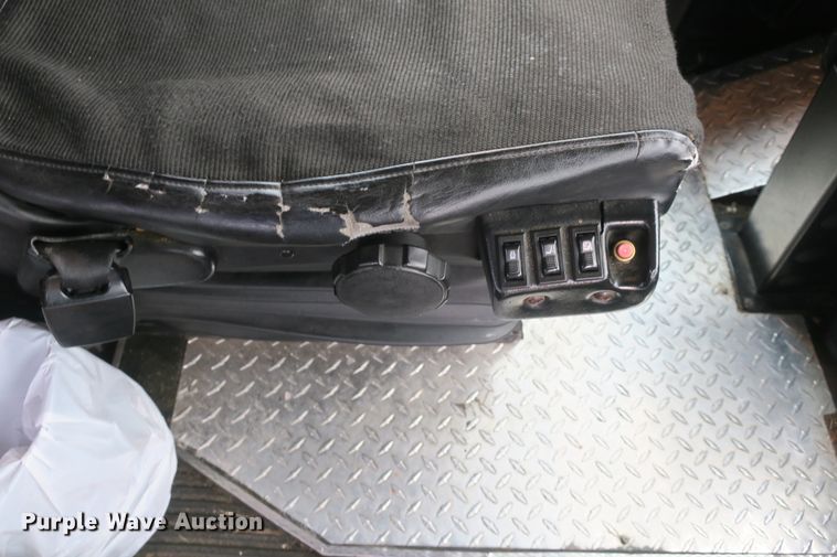 image for item DB10049 2001 Gillig C21D1O2N4 coach bus