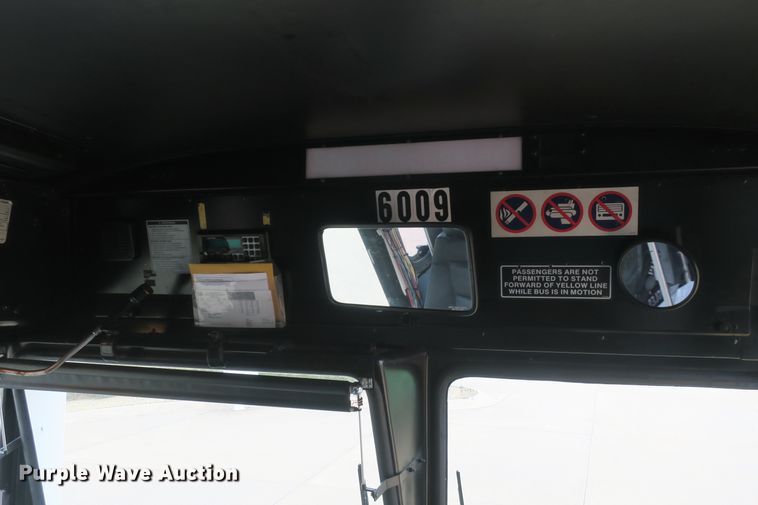 image for item DB10049 2001 Gillig C21D1O2N4 coach bus